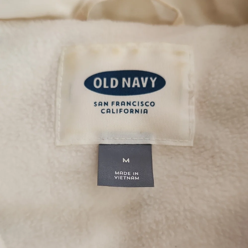 Old Navy Fleece Lined Women's Ivory Puffer Vest - Picture 2 of 4